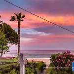 Calalunga Pietragrande - Exclusive Shoreline Haven Feriehus