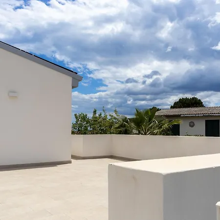 Calalunga Pietragrande - Exclusive Shoreline Haven Montepaone Lido