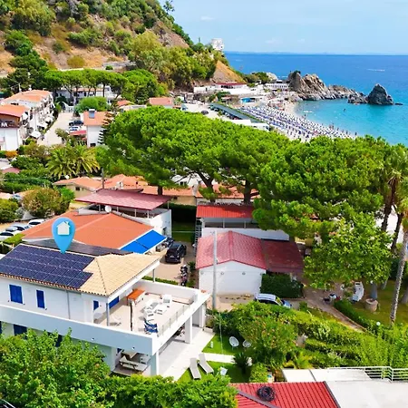 Calalunga Pietragrande - Exclusive Shoreline Haven Montepaone Lido