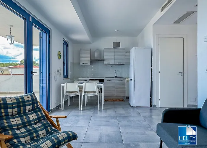 Calalunga Pietragrande - Exclusive Shoreline Haven Semesterbostad