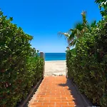 Calalunga Pietragrande - Exclusive Shoreline Haven