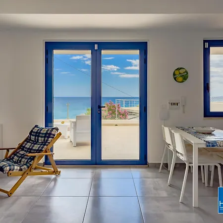 Calalunga Pietragrande - Exclusive Shoreline Haven * Montepaone Lido
