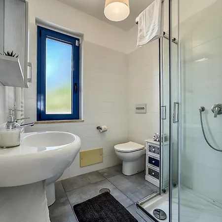 Calalunga Pietragrande - Exclusive Shoreline Haven 度假居 *