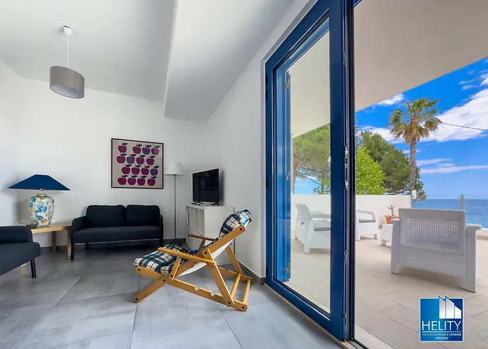 Calalunga Pietragrande - Exclusive Shoreline Haven 別荘